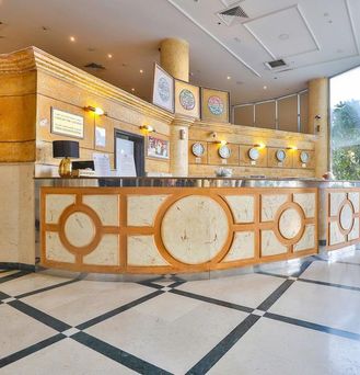 Crown Palace Hotel