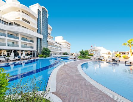 Hotel Laguna Beach Alya Resort & Spa