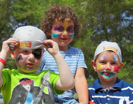 allsun Hotels. Kinder mit Gesichtsbemalung 