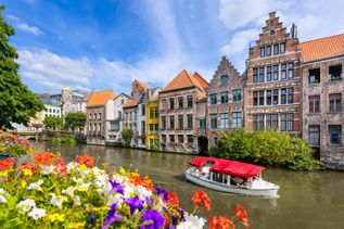 België