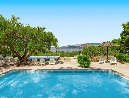 Waterman Beach Village camp & glamping