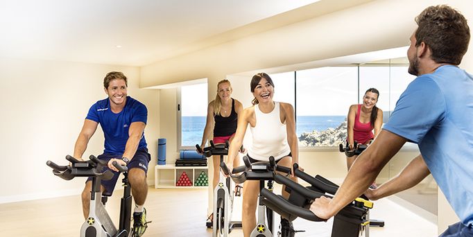 allsun Hotels. Fitnesskurs auf Standfahrrädern 