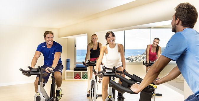 allsun Hotels. Fitnesskurs auf Standfahrrädern 