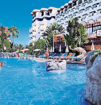 Paradise Park Fun Lifestyle Hotel