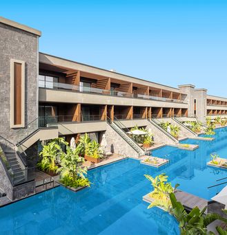 Jacaranda Luxury Resort