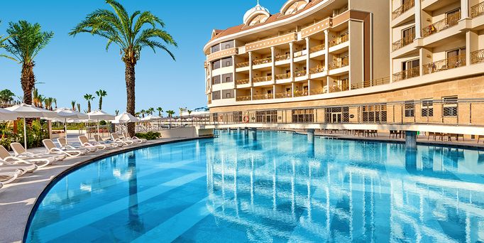 Hotel Kirman Belazur Resort & Spa