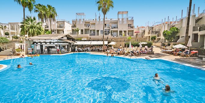 Los Olivos Beach Resort