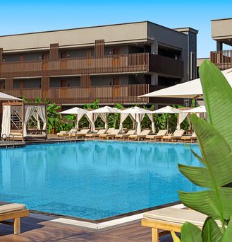Jacaranda Luxury Resort
