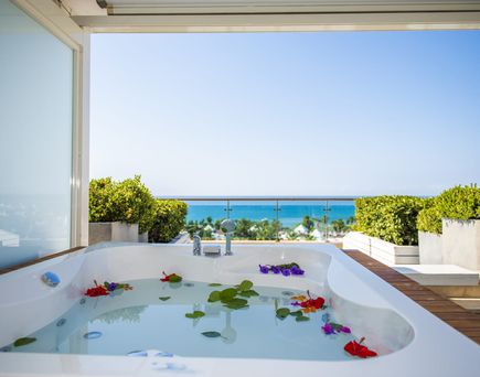 Side Star Elegance Wellness