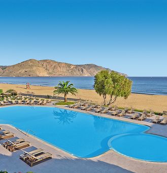 Hotel Pilot Beach