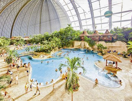 Tropical Islands Resort-Zelte & Premium-Zimmer