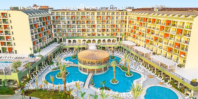 Hotel Dream Fun World