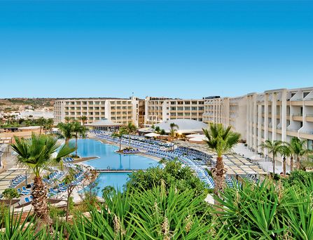 db Seabank Resort & Spa