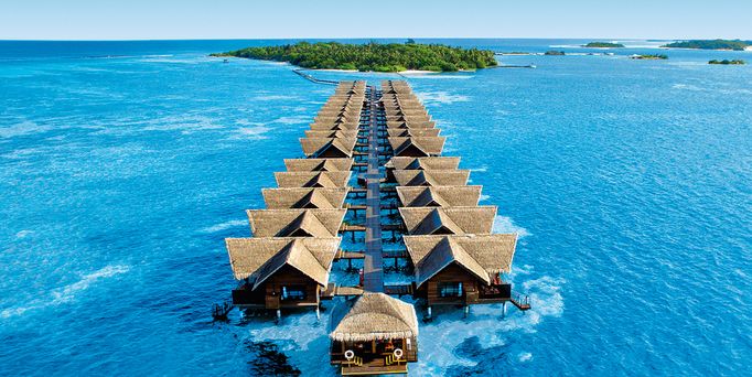 Adaaran Select Hudhuran Fushi Resort