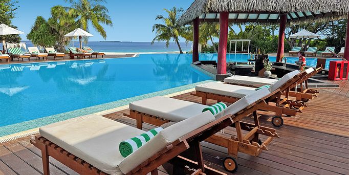 Adaaran Select Meedhupparu Island Resort