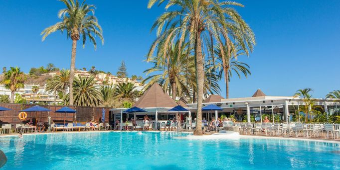 Corallium Beach by Lopesan Hotels